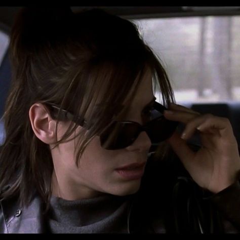 Sandra Bullock Short Hair, Sandra Bullock Hair 90s, Fan Reference, Sandra Bullocks, Sandy Bullock, Sandra Bullock Hair, Indie Skater, Sandra Bullock, Face Hair