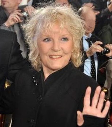 „Happy 87th Birthday Singer Petula Clark! Born Today, November 15, in 1932... Over 35 film and television roles including Goodbye Mr Chips and Finian's Rainbow.... Happy 87th Birthday, Petula Clark, Dusty Springfield, Emma Bunton, Andy Williams, Christopher Robin, This Is Your Life, Fred Astaire, Partner Dance