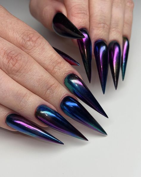 Oil slick 🖤 💅🏽✨ #kreationsbykiki #nails #ncnails #durhamnails #muvauni #kbkacrylic #kbkonline Black Multichrome Nails, Oil Slick Chrome Nails, Black Oil Slick Nails, Oil Slick Nails, Tech Nails, Nail Oil, Oil Slick, Glam Nails, Black Oil