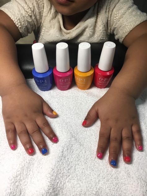 Kid rainbow manicure nails Short Square Rainbow Nails, Kid Rainbow Nails, Black Nails With Rainbow, Hot Pink Rainbow Nails, Rainbow Manicure, Rainbow Brite Nail Art, Manicure Nails, Girl Rainbow, Nails For Kids