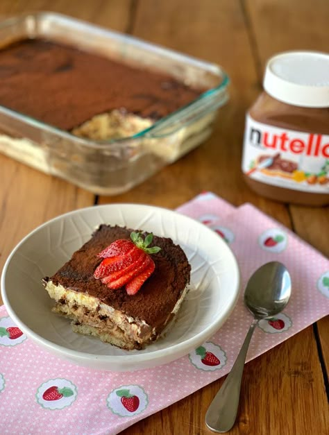 Nutellamisu Nutella Tiramisu, Chocolate Weetbix Slice, Weetbix Slice, Nutella Coffee, Nutella Ganache, Apple Letters, Vj Cooks, Perfect Christmas Dessert, Easy Tiramisu