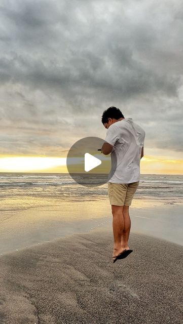 Gede artadika on Instagram: "Easy transitions !

#easytransitions #easyshot #mobilevideography #shotoniphone #beach #videotricks #videoviral #reels #reelsinstagram #bali" Phone Photography, Bali, Photography, Instagram