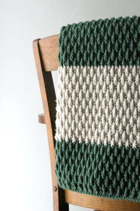 Sage Crochet Blanket, Alpine Stitch Blanket, Green Crochet Blanket, Crochet Alpine Stitch, Chunky Crochet Throw, Alpine Stitch, Striped Crochet Blanket, Modern Crochet Blanket, Textured Blankets