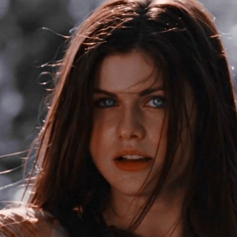 Annabeth Chase Alexandra Daddario, Anabette Chase, Alexandra Dario, Alex Daddario, Alexandria Daddario, Percy Jackson Movie, The Olympians, Tv Icon, Logan Lerman