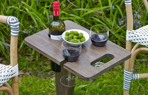 Build your own folding wine holder Drink Holder Diy, Cantina Vini, Folding Wine Table, Outdoor Wine Table, Wine Tray, Laundry Makeover, Cottage Diy, Wine Stand, Wine Logo