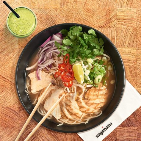 Here’s How to Make Wagamama’s Famous Chili Chicken Ramen at Home Ramen Wagamama, Wagamama Recipe, Ramen At Home, Chicken Ramen Recipe, Chicken Ramen, Ramen Recipe, Chili Chicken, Ramen Noodle Recipes, Doner Kebab