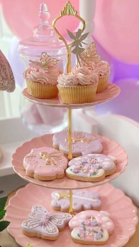 Fairy Princess Cupcakes, Fairy Party Cupcakes, Fairy Cupcakes Ideas, Fairy First Cupcakes, Fairy Theme Cupcakes, Fairy Cupcakes For Girls Birthday, Fairy Cupcake Ideas, Fairytale Cupcakes, Fairy Cookies