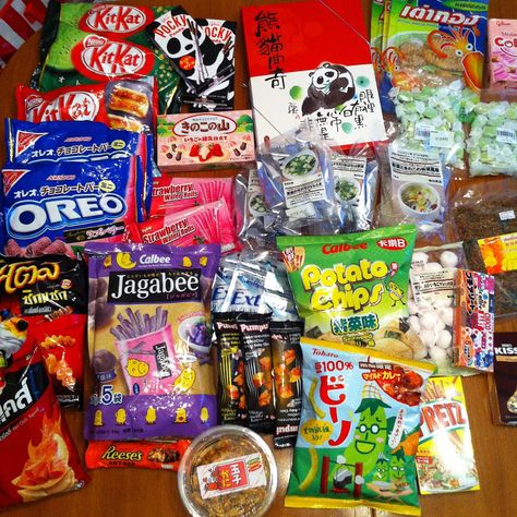 #TravelSnackHaul from #FoodHongKong #HongKong Hong Kong Travel Guide, Strawberry Water, London Eats, Snack Shop, Travel Snacks, Authentic Chinese Recipes, 10 December, 9th October, Hong Kong Travel