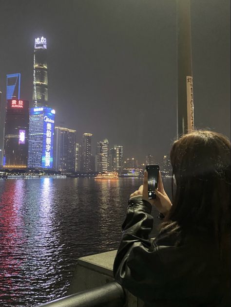 Shanghai Night Aesthetic, Shanghai Instagram Pictures, China Night Aesthetic, China City Night, Shanghai City Night, China Aesthetic City, City Aesthetic Pictures, Taking Pictures Aesthetic, Photo For Edit