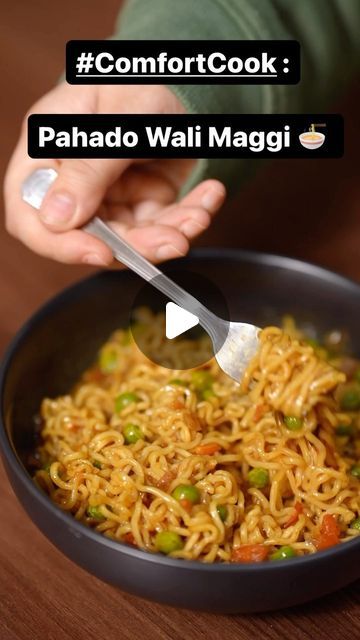 Shraddha Gurung on Instagram: "Recipe Below 👇 💋 #ComfortCook Ep. 2 : Pahado Wali Maggi Cook time 10-12 minutes 2 packets of Maggi Heat about 3 - 4 tbsps of oil in a pan and add 3-5 chillies (depending on how spicy you like it) + One medium onion (chopped) After it gets golden brown add some matar to the mix and let it cook for about a minute Then add one small tomato (chopped) Add the Maggi masala packets + half a packet of Maggi masala (sabzi Wala) + some water + a little salt + half a tsp red chilli powder + a pinch of haldi + a little garam Masala Stir it and add the Kacha maggi onto this Add about 3 cups of water and cook it on medium heat for another 5-6 minutes You’re done!! Best to cuddle up in a blanket, put on your favourite tv show and eat 😋😋😋 #lilmissgurung Pahado Wali Maggi Recipe, Unique Maggie Recipe, Vegetable Maggi Recipe, Maggi Masala Powder Recipe, 5 Minute Recipes Snacks, Maggi Recipes Indian Spicy, Spicy Maggie Recipe, Maggi Recipes Indian, Spicy Maggi Recipes