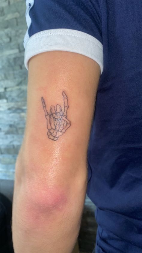 Rock On Hand Tattoo, Rock Symbol Tattoo, Rock Hand Tattoo, Alt Rock Tattoos, Rock On Tattoo Skeleton, Skeleton Hand Rock On Tattoo, Skeleton Rock Hand Tattoo, Rock Tattoos, Tattoo Rock N Roll