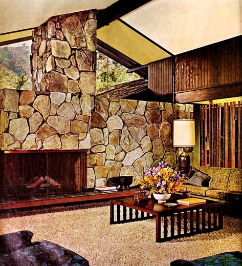 Stone Fireplace Mcm, Mcm Fireplace, 1970s Living Room, Retro Homes, Retro Lifestyle, Palatine Hill, Desert House, House Beautiful Magazine, Thatched House