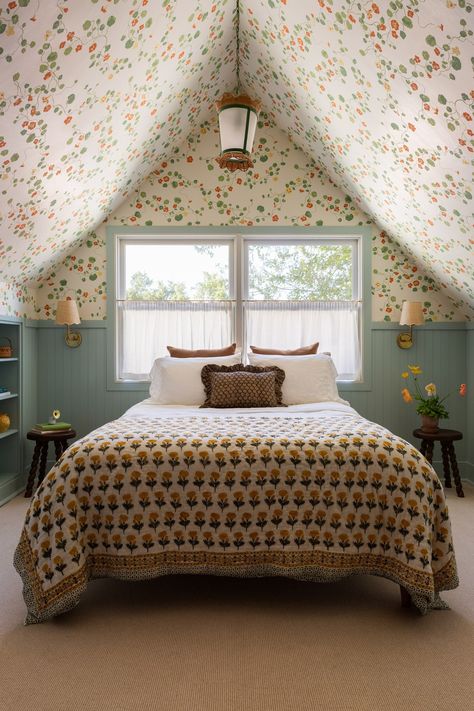 Attic bedroom storage