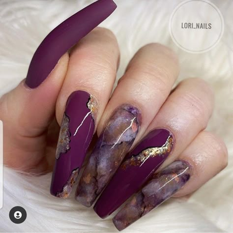 Purple Gel Nails, Dark Purple Nails, Plum Nails, Purple Acrylic Nails, Marble Nail Designs, Polish Design, Purple Nail Designs, Nails Design With Rhinestones, Purple Nail