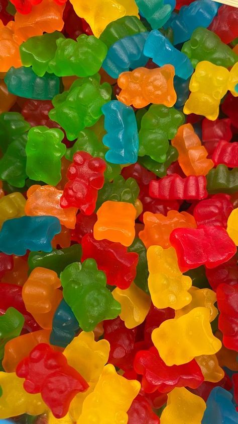 Jelly Sweets, Gummy Bear Candy, Resep Smoothie, Reference Photos For Artists, Fav Food, Rainbow Food, Rainbow Candy, Japanese Candy, Silly Things