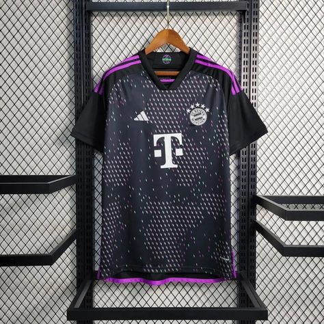 @adidas Bayern Munchen, Football Fashion, Professional Wear, Soccer Shirts, Football Kits, Bayern Munich, Football Jerseys, Soccer Jersey, Champions League