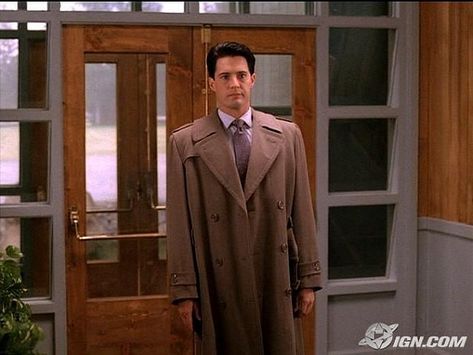 Dale Cooper, Nobody's Perfect, Kyle Maclachlan, Movie Screencaps, Clothes Reference, Think Again, Male Characters, Twin Peaks, Halloween Costume Ideas