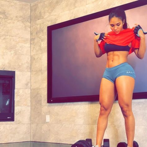 Cuban on Instagram: ".. 12:03 I got a burst of energy out of nowhere so I brought some weights upstairs 🤷🏽‍♀️ .. My sleep schedule is so off .. 😈 @cuban.fit" Motivation To Keep Going, Stay Focus, Out Of Nowhere, Workout Plan Gym, Crop Hoodie, Workout Aesthetic, Health Is Wealth, Fitness Blog, Set Goals