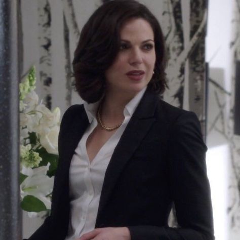 Regina Ouat, Once Up A Time, Tv Icon, Regina Mills, Mama Style, I Am A Queen, Evil Queen, Fashion Tv, Woman Crush