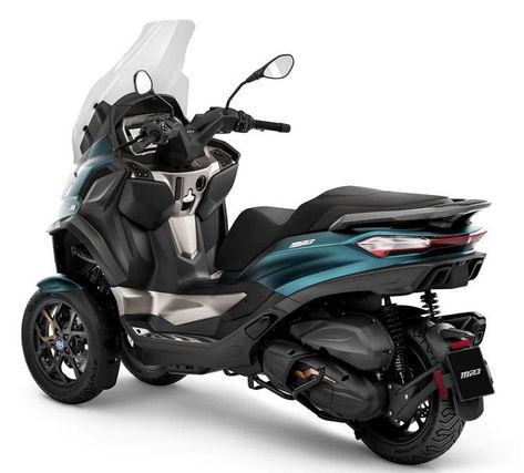 Piaggio Scooter, Quotation Format, The Third Wheel, 3 Wheel Scooter, Motorcycles And Scooter, Trike Motorcycle, Reverse Gear, Third Wheel, Tesla S