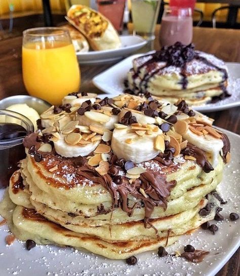 Almond Pancakes, Banana Nutella, Food Goals, Pretty Food, Food Cravings, I Love Food, Cute Food, Junk Food, Aesthetic Food