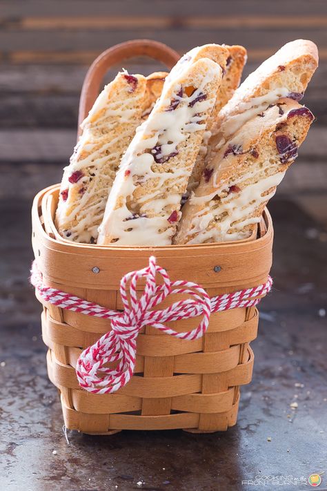 Cranberry Biscotti Recipe, Cranberry Orange Biscotti, Best Biscotti Recipe, Orange Biscotti, Easy Biscotti Recipe, Cranberry Biscotti, Orange Cranberry, Almond Biscotti, Biscotti Cookies