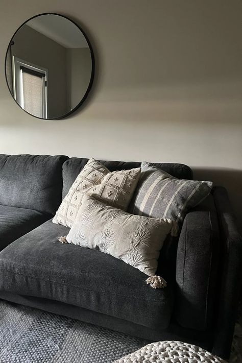 Dark Sofa Pillows Ideas, Charcoal Couch Throw Pillows, Dark Gray Couch Neutral Living Room, Pillows That Go With Dark Grey Couches, Throw Pillows Charcoal Couch, How To Lighten Up A Dark Grey Couch, Dark Grey Couch White Pillows, Grey Sectional Couch Pillow Ideas, Gray Couch Cushion Ideas