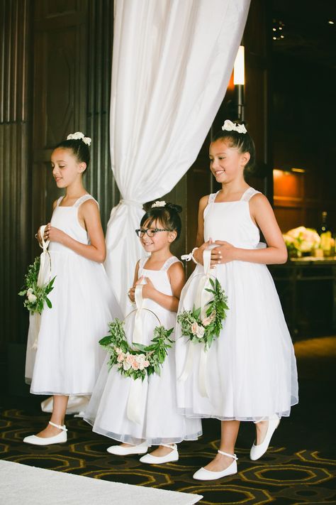 Instead of throwing petals, this trio was asked to carry trendy gold loops featuring arrangements of garden roses by Nancy Liu Chin. Rules For Wedding, Real Wedding Flowers, Flower Girl Wreaths, Flower Girl Bouquet, Blush Gown, Flower Girl Baskets, Flower Girl Hairstyles, Artistic Wedding, Wedding San Francisco