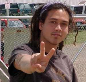 Chi Cheng forever Deftones Widget, The Deftones, I Love Deftones, Chino Deftones, Chi Cheng, Deftones Chino, Pop Evil, Around The Fur, Silly Bands