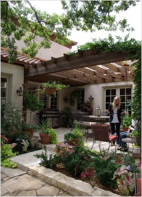 7 Garden Ideas To Make Your Neighbours Jealous - L'Essenziale Pergola Deck, Pergola Roof, Pergola Design, Backyard Pergola, Have Inspiration, Pergola Plans, Pergola Patio, Small Backyard Patio, Pergola Designs