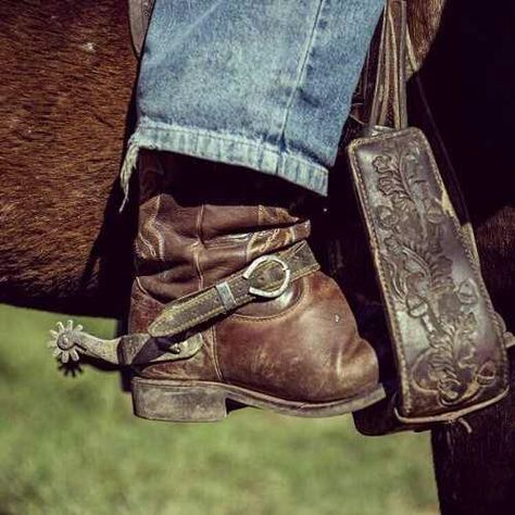 . Soft Western Aesthetic, Cowboy Boots With Spurs, Boots With Spurs, Cowboy Boots Aesthetic, Rodeo Art, Boots Aesthetic, Brown Cowboy Boots, Western Aesthetic, Country Western