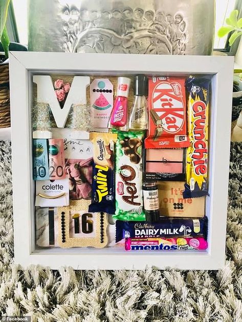 Australians are creating 'shadow boxes' and giving them as presents 18th Birthday Present Ideas, 16 Birthday Presents, Shadow Box Gifts, Birthday Presents For Friends, Diy Best Friend Gifts, Diy Shadow Box, Bff Birthday Gift, Cute Gifts For Friends, Diy Birthday Gifts For Friends