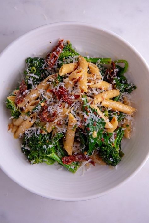 Broccolini Pasta Recipes, Brocollini Pasta, Broccoli Spinach Pasta, Rapini Pasta Recipe, Brocollini Recipes, Meatfree Monday, Broccolini Pasta, Broccolini Recipe, Pasta Side