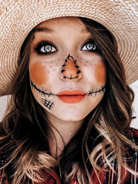 Last Minute Halloween Costume Ideas, Diy Scarecrow Costume, Scarecrow Halloween Makeup, Halloween Costumes Scarecrow, Makeup Clown, Scary Scarecrow, Scarecrow Makeup, Diy Scarecrow, Halloween Make-up Looks