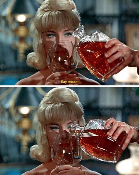 Winery Tours with Graham 🇨🇦 on Instagram: “Women who drink whisky 🥃 ❤️🥰 So fun! #anewkindoflove #joannewoodward #paulnewman #1963 #womenwhodrinkwhisky #whiskeywomen #canadianwhisky…” Friday Funny Pictures, 60s Films, 1970s Movies, 1960s Movies, Joanne Woodward, Winery Tours, Movie Director, Paul Newman, Friday Humor