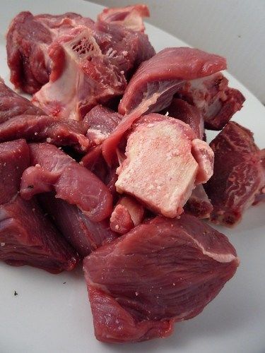 Curried Goat with Rice and Peas – Girl Interrupted Eating Goat Stew Recipe, Jamaican Curry Goat, Cured Meat Recipes, Cow Meat, Goat Recipes, Jamaica Food, Curry Goat, Jamaican Curry, Recipes Meat