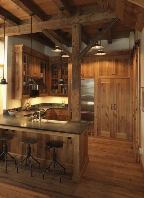 Small Cabin Decorating Ideas, Rustic Cabin Kitchen, Dapur Rustic, Model Dapur, Interior Boho, Barn Renovation, Decor Ikea, Interior Vintage, Rustic Kitchen Design