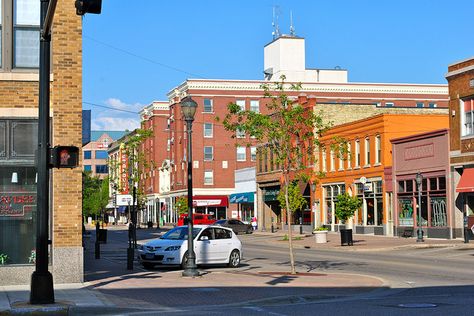 St. Cloud, MN This is really where I grew up & went to school. I will always call St. Cloud Mn HOME Saint Cloud Minnesota, Travel Minnesota, Minnesota Nice, Minnesota Travel, Coffee Facts, Small Town America, Minnesota Home, People Having Fun, Main Street Usa