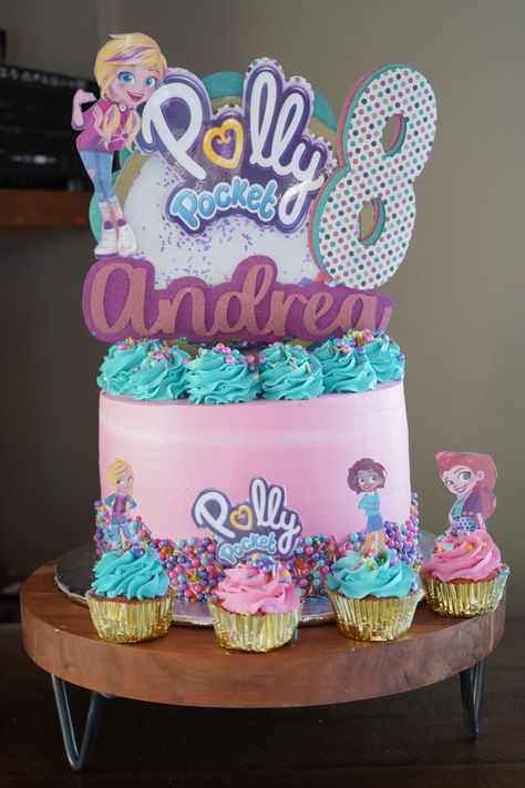 Polly Pocket Birthday Cake. Everything was hand made for the reason there are not alot of Polly Pocket Birthday Supplies. Poly Pocket Birthday Party, Polly Pocket Cake Ideas, Polly Pocket Birthday Cake, Polly Pocket Birthday Party Ideas, Polly Pocket Cake, Polly Pocket Birthday Party, Polly Pocket Party, Food Coloring Chart, Birthday Cale