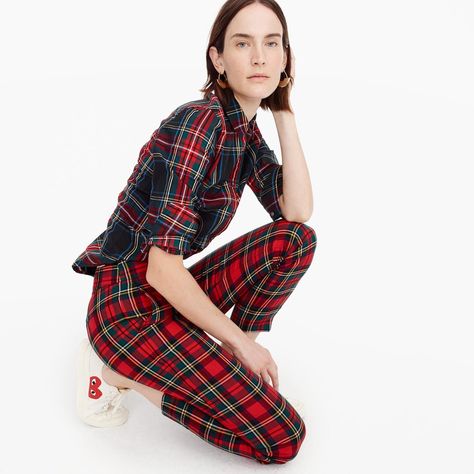 How to Give Your Holiday Look That Signature J.Crew Twist Stewart Plaid, Flattering Pants, Holiday Plaid, Outfits 2017, Plaid Bow, Red Tartan, Plaid Fashion, Tartan Plaid, Holiday Fashion