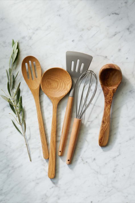 Unique Flatware, Silverware Sets, Modern Kitchen Appliances, Baking Gadgets, Wooden Food, Christmas Gifts For Mum, Basic Kitchen, Subaru Crosstrek, Apartment Essentials