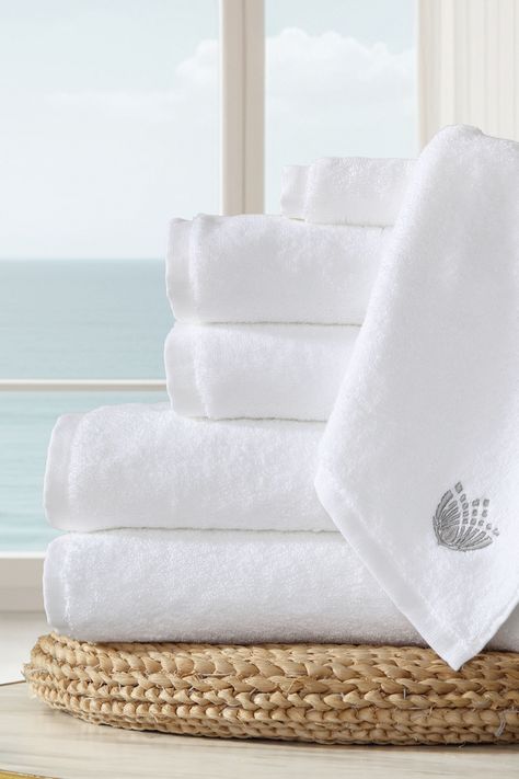 Choosing the Right Towels for Summer Spa Luxury, Hotel Collection Bedding, Egyptian Cotton Towels, Egyptian Cotton Sheets, Egyptian Cotton Bedding, Bath Essentials, Bathroom Collections, Hotel Collection, Luxury Spa