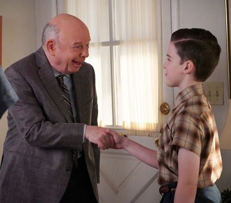 Dr Sturgis Young Sheldon, Young Sheldon Aesthetic, Dr Sturgis, Iain Armitage, Young Sheldon, Sheldon Cooper, Funny Shows, Hollywood Movies, October 23