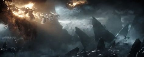 Thor Ragnarok||The Battle Scene with The Valkyries and Hela P.2 Hela Thor, Ragnarok Movie, Thor Ragnarok 2017, Marvel Wall, Thor Ragnarok, Tessa Thompson, Film Grab, Marvel Thor, Ms Marvel