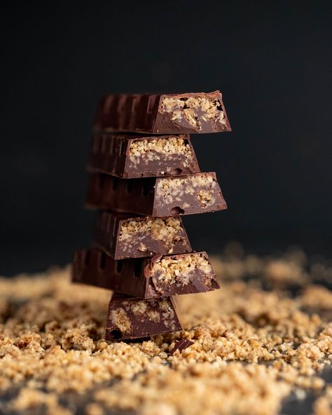 Crunchy sesame feuilletine encased in a dark chocolate shell | Amy Levin Sesame Brittle Recipe, Chocolate Shots, Blondie Bar, International Desserts, Chocolate Ideas, Brittle Recipes, Chocolate Garnishes, Raw Vegan Desserts, Homemade Candy