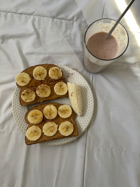 Pb Banana Toast, Strawberry Banana Desserts, Pb Toast, Banana Desserts, Banana Toast, Milk Candy, Banana Dessert, Strawberry Banana Smoothie, Strawberry Banana