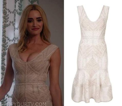 Ginny and Georgia Fashion, Clothes, Style and Wardrobe worn on TV Shows | Shop Your TV Ginny And Georgia Season 1, Georgia Wedding Dress, Georgia Miller, Ginny Georgia, Georgia Style, Ginny And Georgia, Taffeta Wedding Dress, Georgia Fashion, Purple Wedding Dress