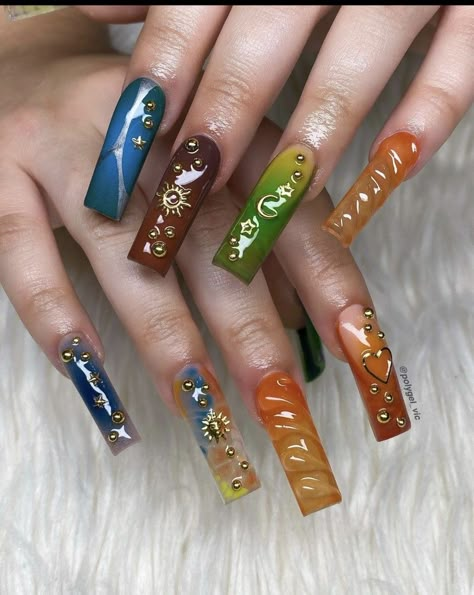 Spiritual Nails Designs Short, Hippie Acrylic Nail Designs, Hippie Acrylics, Hippy Acrylic Nails, Neo Soul Nails, Fall Color Pallettes, Hippie Nails Acrylic Boho, Bohemian Nails Designs, Hippie Nail Art Boho