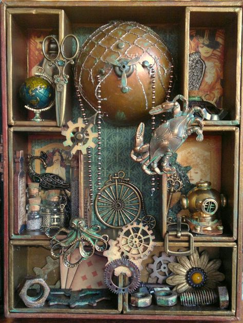 Full Moon Scrapping: STEAMPUNK SHADOW BOX WITH A SECRET Steam Punk Diy, Shadow Box Kunst, Steampunk Kunst, Box Assemblage, Hantverk Diy, Steampunk Crafts, Steampunk Decor, Shadow Box Art, Steampunk Diy