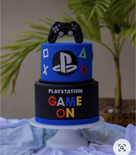 Playstation Cake Ideas, Play Station Party Ideas, Gaming Cakes For Boys, Gamer Cake Ideas Boys, Gaming Birthday Cake, Birthday Cake 18th Birthday, Video Game Birthday Cake, Bolo Gamer, Game Birthday Cake